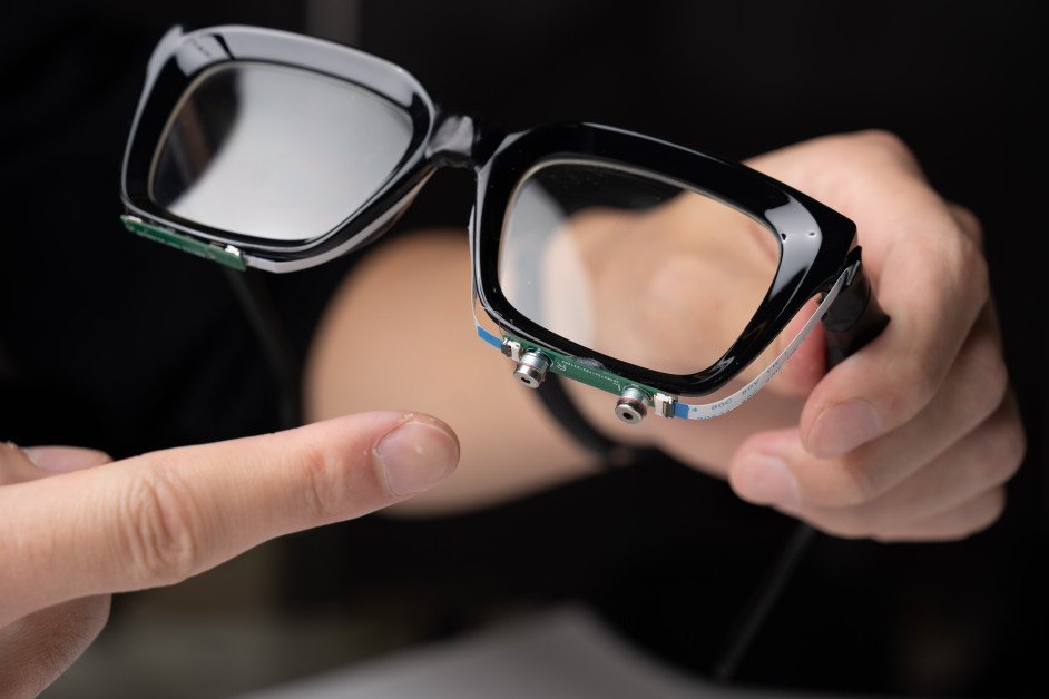 EchoSpeech: Revolutionizing Communication with Silent-Speech Recognition Technology